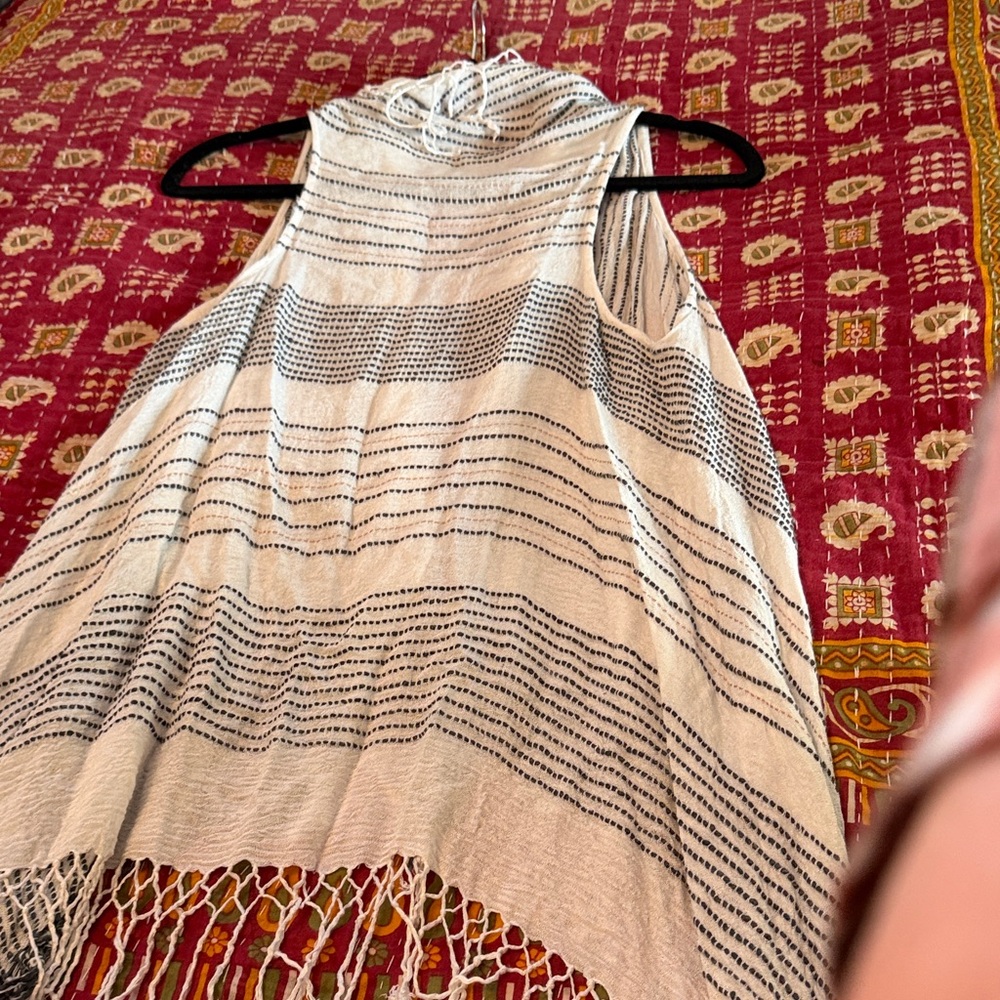 Boho Fringe Poncho in Cream and Black - Picture 4 of 5